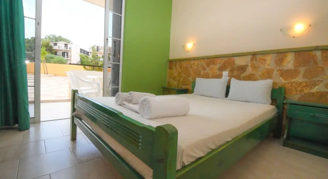 Апартаменты Economy c 1 комнатой с балконом Vanessa Hotel