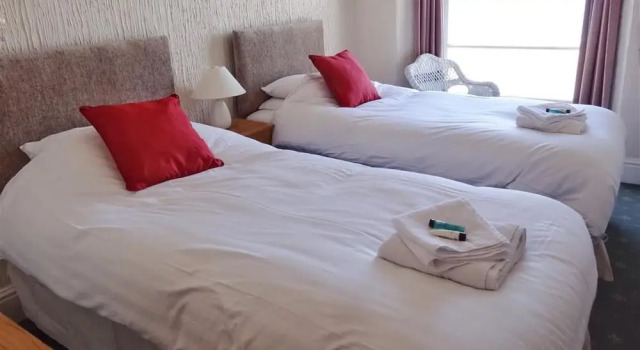 Croft House 12, Забронировать Дом для отпуска Тенби 