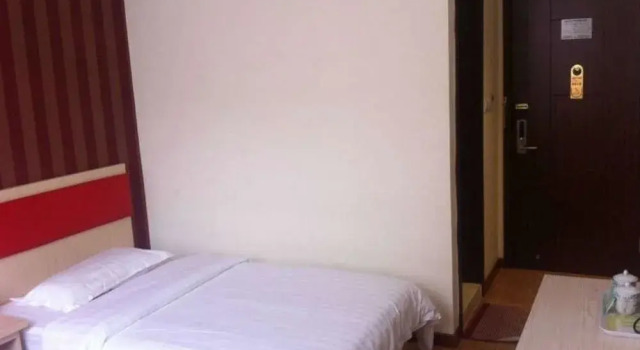 Shengyuan Xiangjiang Hotel - Beijing, Забронировать Отель Отели Пекина 3 звезды, рядом с Торговый комплекс Oriental Plaza, 3*