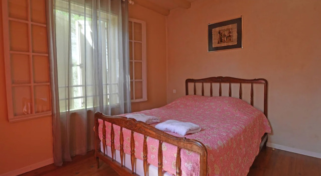 Cosy Villa in Flaux with Swimming Pool