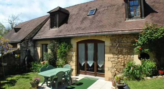 Gîte Saint-Julien-de-Lampon, 3 pièces, 4 personnes - FR-1-616-35, Book Hotel Saint-Julien-de-Lampon Dodogne Valley