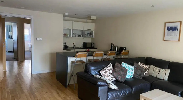 Апартаменты City Centre 2 bedroom apartment, secure parking.
