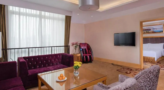 Люкс Business Vienna Classic Hotel Guizhou Fuquan Sajin Bei Road