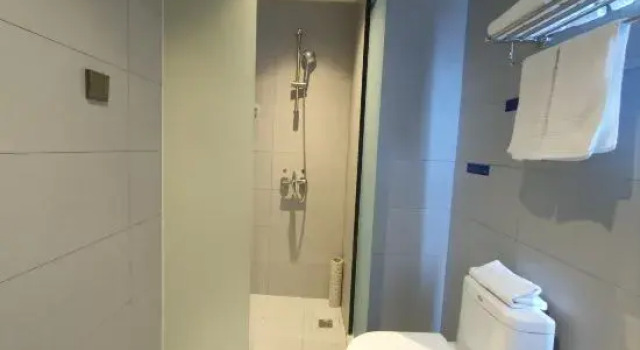 Super 8 Collection Hotel (Hefei Guogou Plaza Annongda Subway Station)