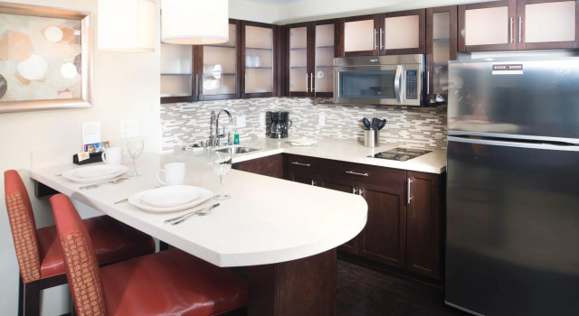 Двухместный люкс c 1 комнатой Staybridge Suites Sacramento-Folsom by IHG
