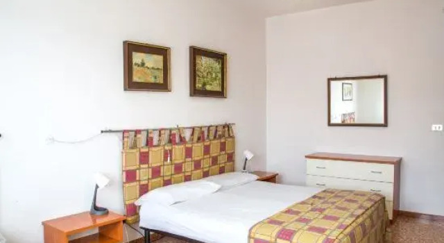 Апартаменты Downtown Flat 250mt From the Beach