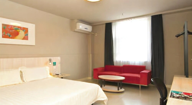 Jinjiang inn (Linyi Xinlangya Scenic Area hotel)