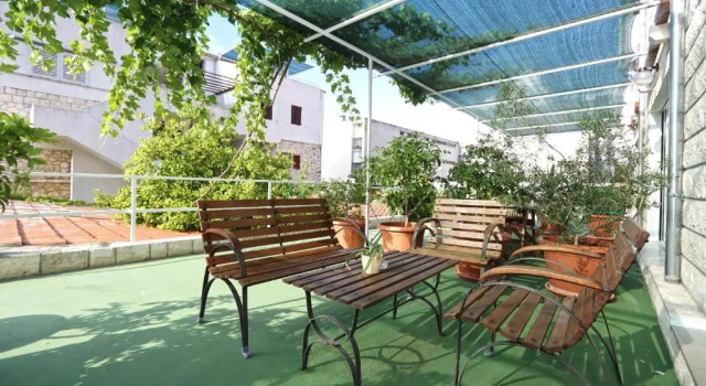 Апартаменты с красивым видом из окна Apartmani Katarina