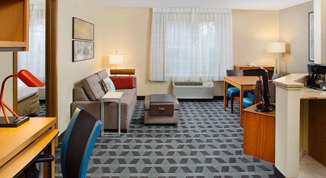 Двухместный люкс с 2 комнатами TownePlace Suites Philadelphia Horsham