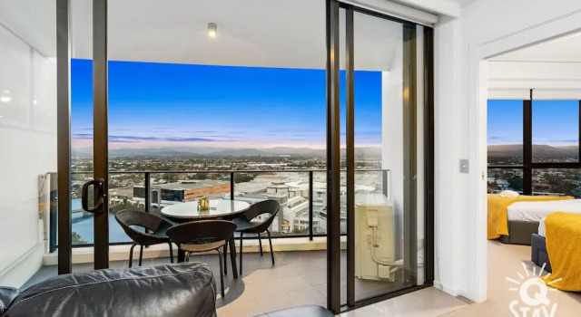 Sierra Grand Broadbeach - Privately Managed