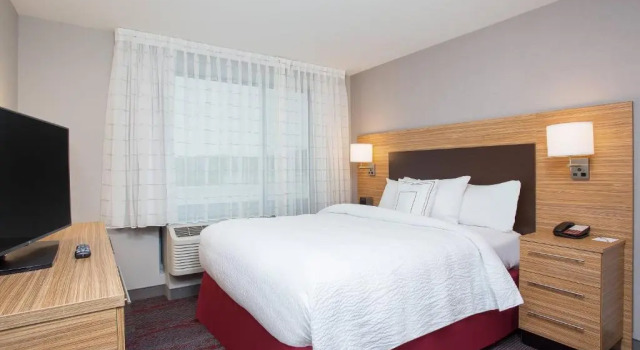 Двухместный люкс TownePlace Suites by Marriott Knoxville Oak Ridge