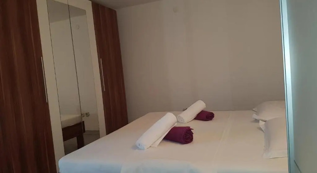 Apartments Lovrić - 30 meters to the beach