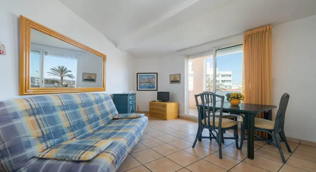Stylish Beachside Stay, Cap D'agde, Réserver Appartement Hôtels à Canal du Midi avec parking, Parking