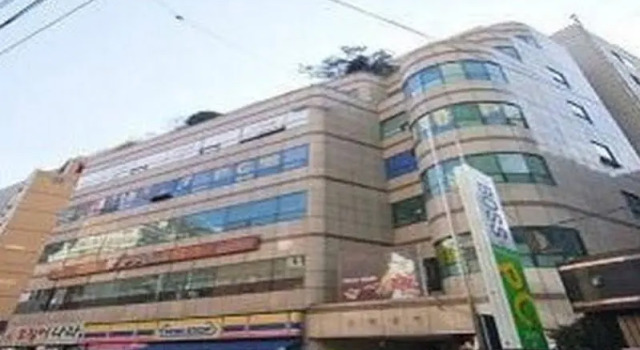 Seocho Hill Livingtel, Забронировать Отель Сеочоку Сеул, рядом с Автовокзал Сеул Намбу