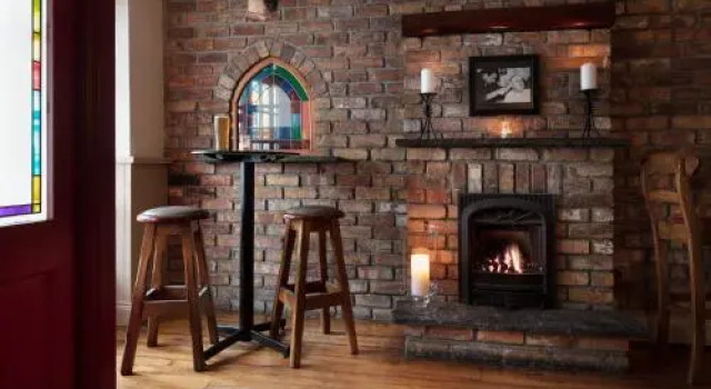The Wander Inn Bar & Accommodation, Prenota Hotel Kenmare 