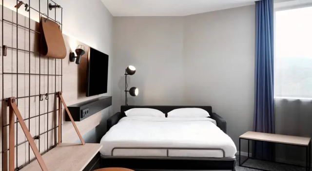 Семейный номер Standard Moxy Antibes Sophia Antipolis