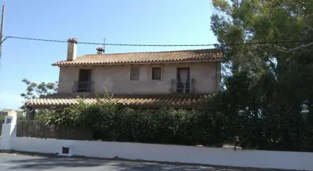 Casa sorrapa, Забронировать Отель Отели Дельтебре с парковкой, Парковка