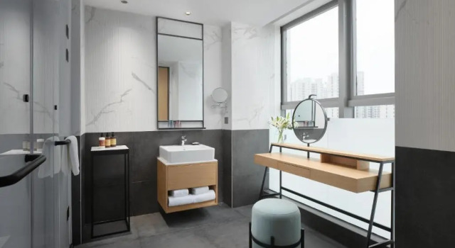 Номер Standard с видом на озеро Q-Box Hotel Shangqiu Expo Center