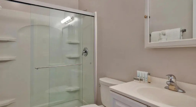 Апартаменты Montauk Oceanside Suites