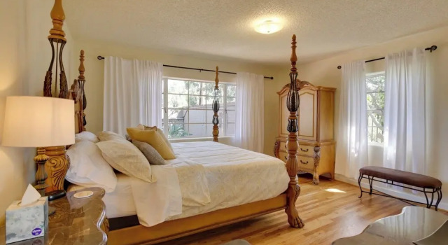 Charming Spring Valley Retreat w/ Private Pool!, Брондау Демалыс үйі Spring Valley АҚШ