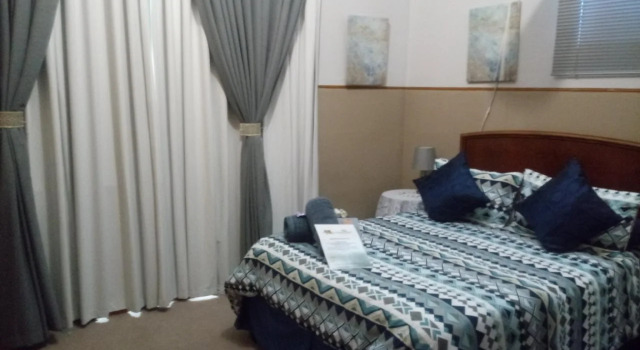 Oasis Country Lodge, Buchen Sie Ferienhaus Klawer 
