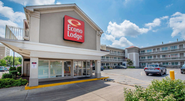 Econo Lodge Louisville Downtown