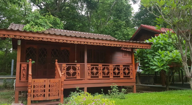 Ban Kaeng Sian resort
