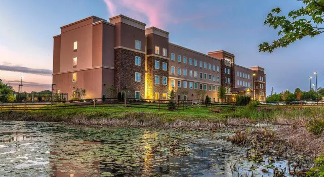 Кровать в общем номере Staybridge Suites Knoxville West by IHG