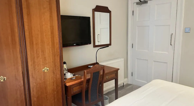 Одноместный номер Standard Цокольный этаж Staunton Hotel