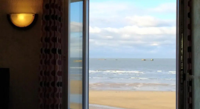 Апартаменты Gîtes en Normandie en FRONT DE MER à Asnelles , 3km dArromanches, 10km de Bayeux
