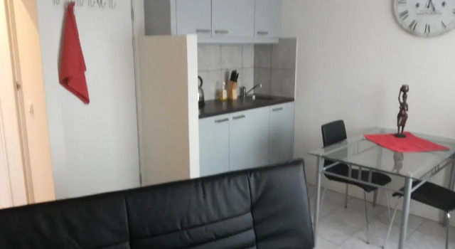 Студия Apartment + Studios Insulinde