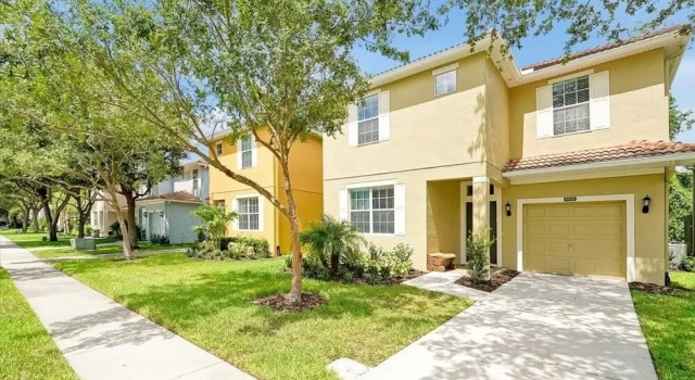 Spacious Vacation Home, No Rear Neighbors! Close To Clubhouse,bbq, Resort Community 6 Bedroom Home