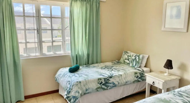 65 Settler Sands Beachfront Accommodation