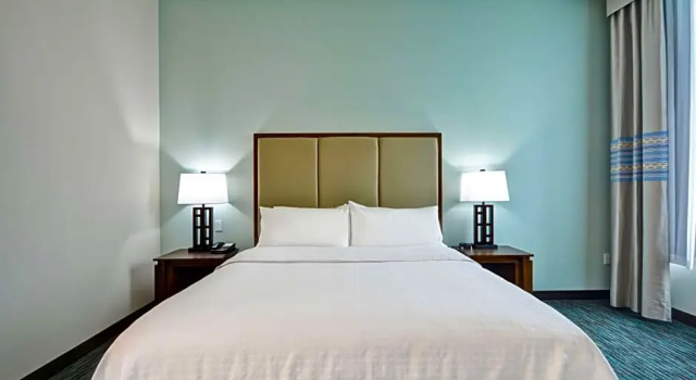 Номер Standard с красивым видом из окна Homewood Suites By Hilton Galveston