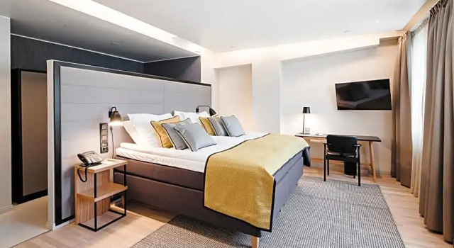 Двухместный люкс Hotel Indigo Helsinki-Boulevard by IHG