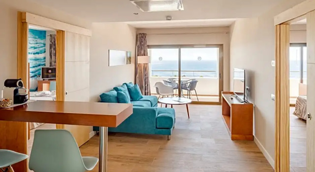 Номер Standard с 2 комнатами Hotel Costa Calero Thalasso & Spa
