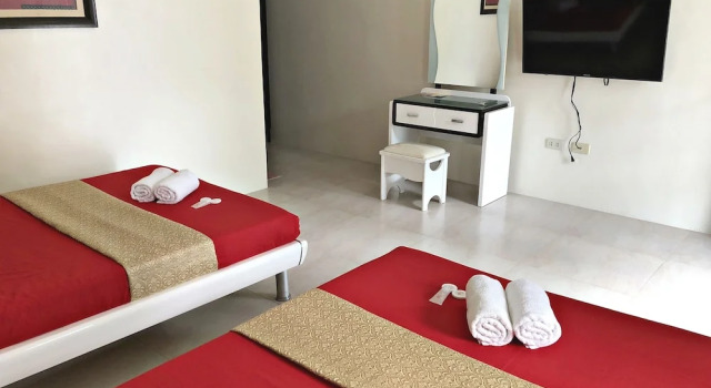 Quezon Premier Hotel Candelaria, Prenota Hotel Hotel economici a Batangas Province