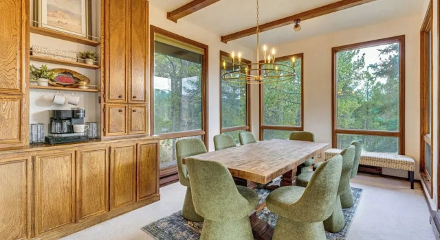 Luxury Home w/ Hot Tub & Mtn Views in Angel Fire, Забронировать Дом для отпуска Виллы Нью-Мексико, Вилла