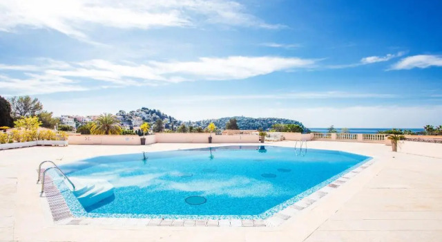 Апартаменты L'ANGE GARDIEN II AP4284 By Riviera Holiday Homes