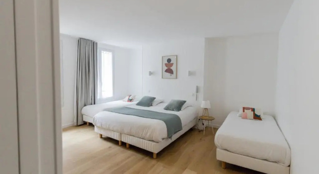 Четырёхместный номер Standard Hôtel Porte Mars - Reims Gare Centre Arena