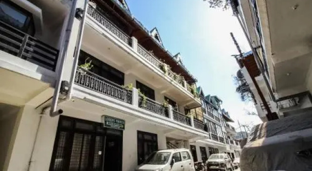 Treebo Lorent Manor, Rezervovat Hotel Nainital Uttarakhand