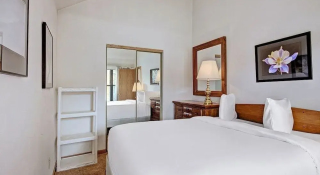 River Mtn Lodge W219, Rezerwuj Hotel Hotele w Vail Ski z basenem, Basen