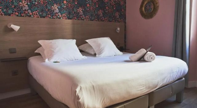 Двухместный номер Superior Grand Hôtel Dauphiné Toulon, Boutique Hôtel & Suites