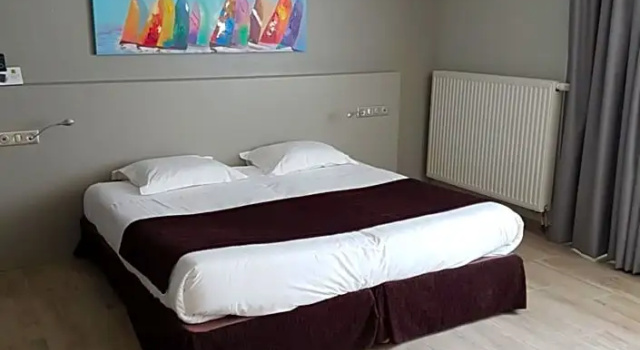 Номер Standard с видом на сад Logis Auberge Saint Simond