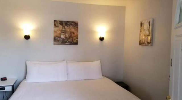 Одноместный номер Standard Deep Water Inn
