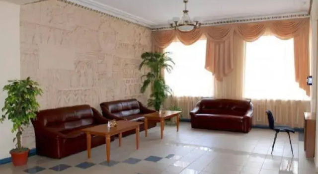 Reikartz Sumy, Book Hotel Hoteller i Sumy med parkering, Parkering