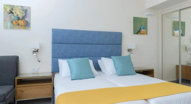Habitación doble Estándar con vista al jardín Americana Eilat Hotel