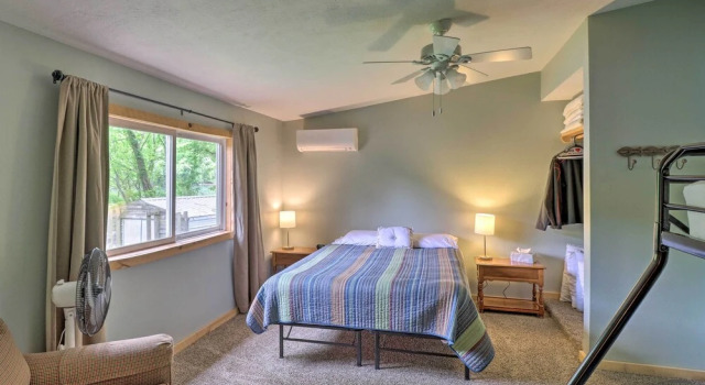 Коттедж Expansive Cotter Cabin on White River w/ Deck!