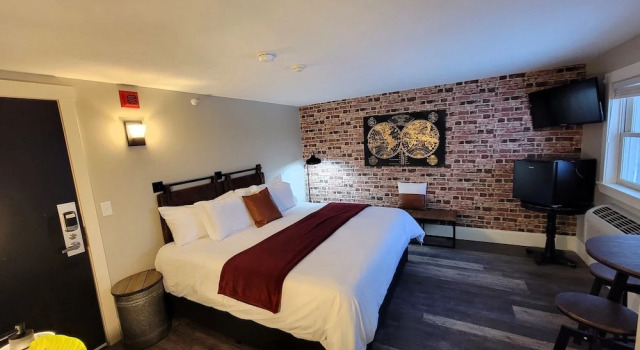 Двухместный номер Standard с видом на горы Gunstock Inn & Suites