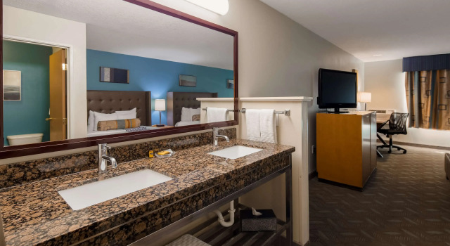 Четырёхместный номер Standard Best Western Plus Liberty Lake Inn